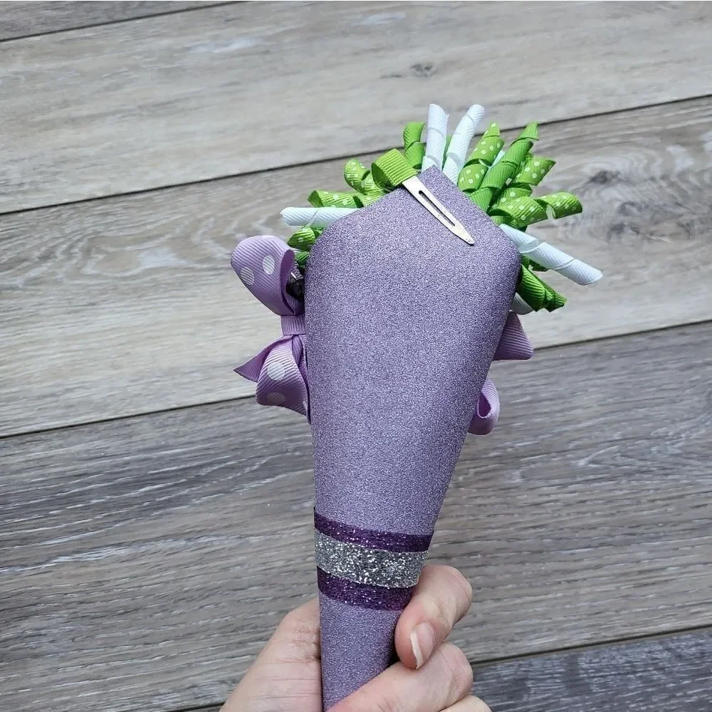 Gift: Small purple hair clip bouquet korker clip bows